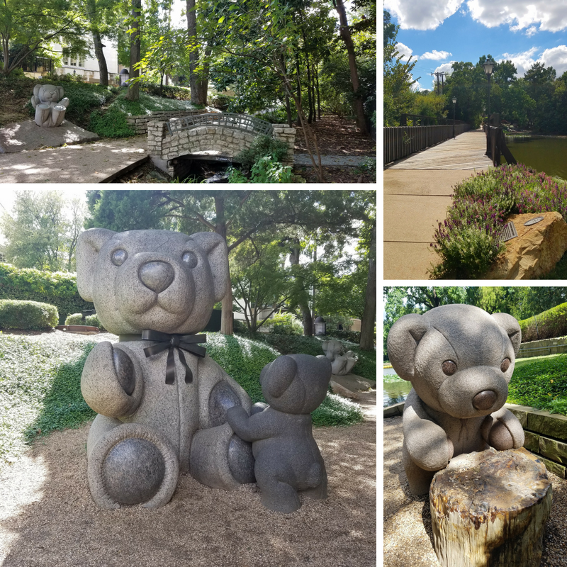 Dallas Lakeside Park Teddy Bear Statues Art